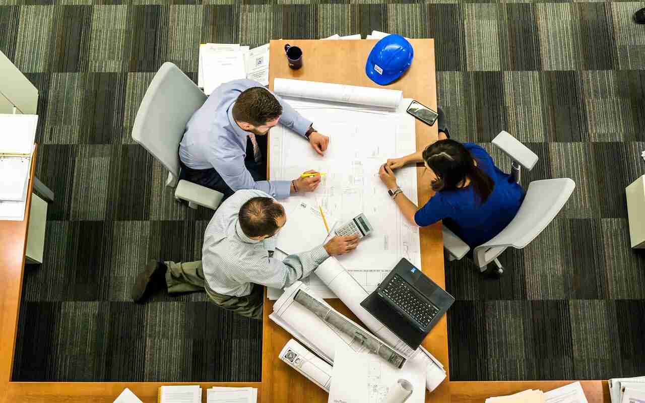comment se comporter au bureau : le savoir être professionnel